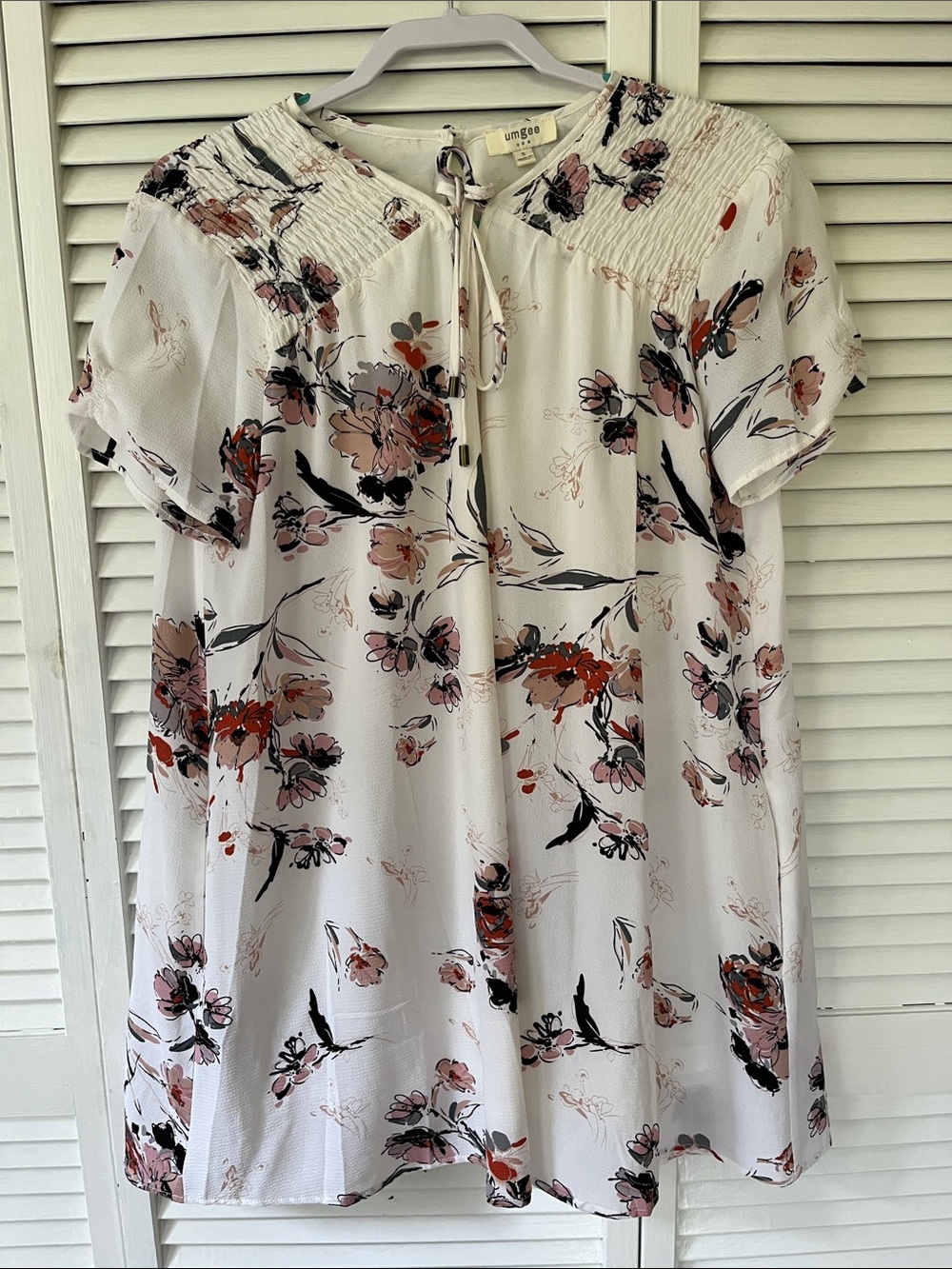 Umgee White Floral Tie-Neck Smocked Yoke Blouse